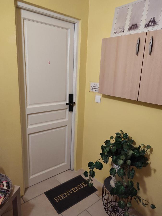 Le Champs Des Lievres Apartment Beaumont Екстериор снимка